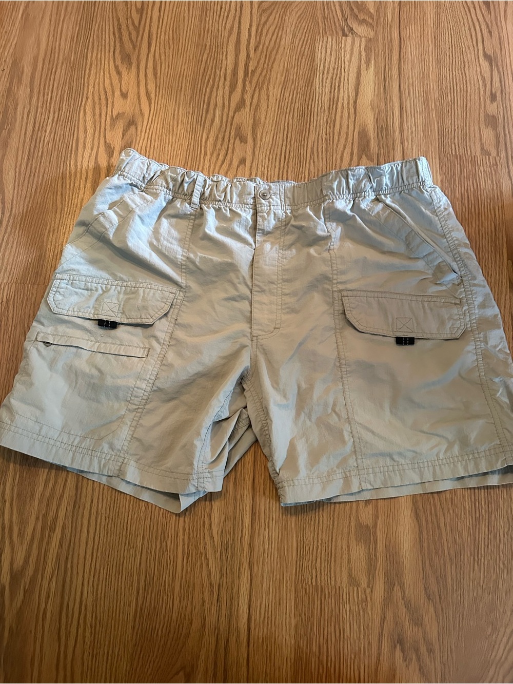 Light Beige Men's Cargo Shorts